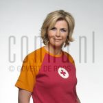 28-02-2005 Irene Moors at studio in Amsterdam, by order of Red Cross. February 28, 2005.

[keywords]Posed, Eyecontact[/keywords]